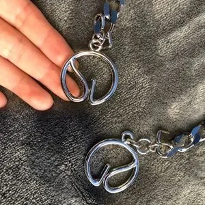 St. John’s Silver Tone Chain Belt with Ribbon ( Vtg ) St. John | Accessories | Vintage St John Silver Chain Belt  main image 2